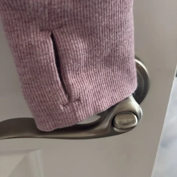 Lululemon scuba sweatshirt dusty rose - Picture 3 of 6